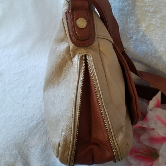 Steve Madden Vegan Leather Expandable Crossbody Satchel Tote - Picture 5 of 16